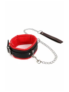 Immagine della collana lucchettabile BDSM di Spazm, in similpelle nera/rossa