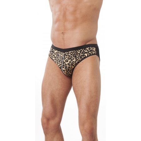 Mann trägt den sexy Leoparden-Slip mit Reißverschluss von Amorable by Rimba