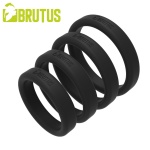 Man wearing the Brutus Silicone Cockring Ø45mm