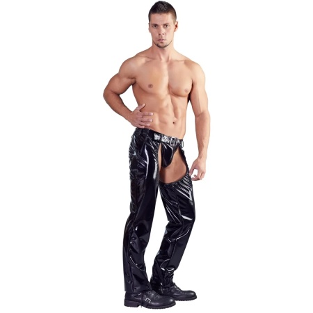 Uomo che indossa i Chaps Pants di Black Level, lingerie sexy per uomo