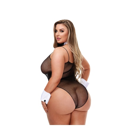 Woman wearing the Baci - Teddy Bunny Sexy Grande Taille