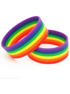 Silicone bracelet with rainbow-coloured stripes