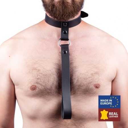 Immagine della collana di cuoio BDSM con guinzaglio corto di The Red