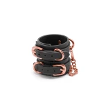 Menottes BDSM Bondage Couture de NS Novelties en similicuir et métal doré