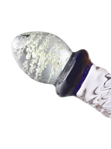 Immagine del dildo di vetro di design MIKA, un sextoy unico per un piacere intenso