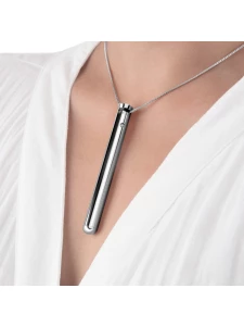 Abbildung des Vibrators 'Necklace Vibe' Le Wand aus Silber, ein raffiniertes Schmuckstück und ein luxuriöses Sextoy.