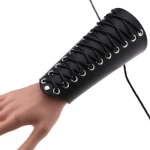 Bracelet BDSM en Faux Cuir Noir, ajustable et robuste