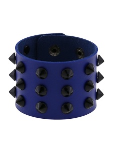 Blaues BDSM-Armband aus Kunstleder mit drei Reihen schwarzer Nägel