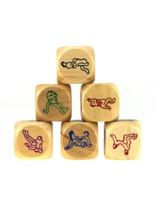 Image des dés érotiques en bois d'Adrien Lastic proposant six positions du Kamasutra