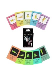 Couple jouant au jeu de cartes Glow-In-The-Dark de Kheeper Games