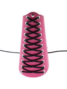 Verstellbares BDSM-Armband aus rosafarbenem Kunstleder