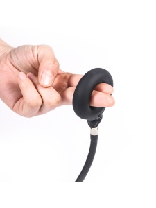 Immagine di un anello per cazzo in silicone gonfiabile nero