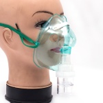Immagine di una maschera di ossigeno con nebulizzatore