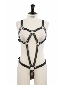 Harnais sexy avec anneaux métalliques en simili cuir noir